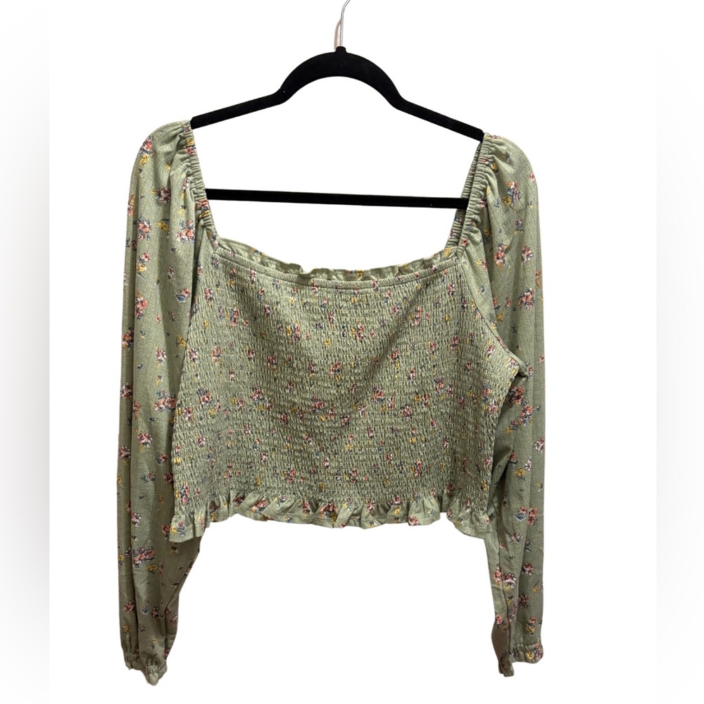 Green Smocked Puff Sleeve Crop Blouse